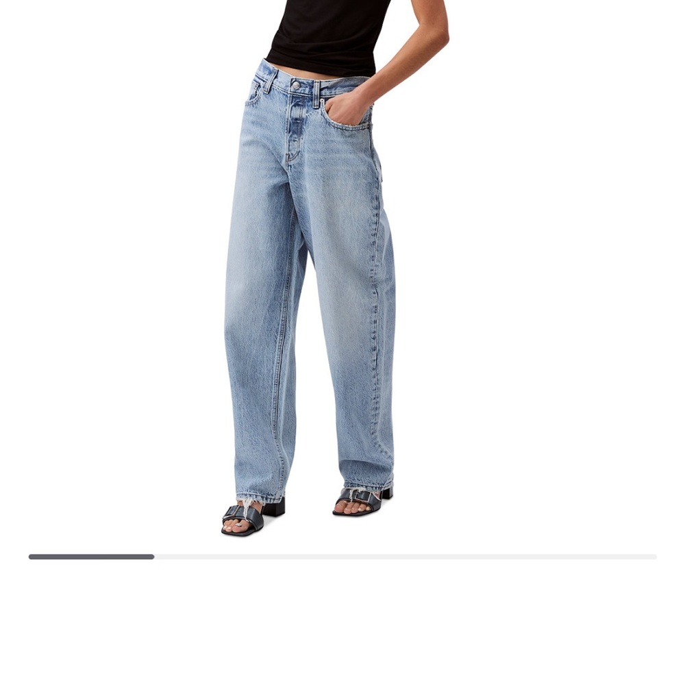 Calvin Klein 90s loose fit rigid jeans in indigo sound